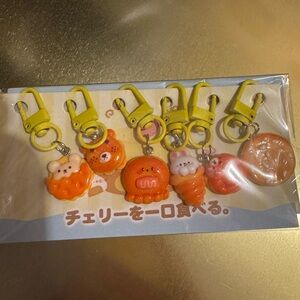 Set of 6 cute animal/pastry keychain